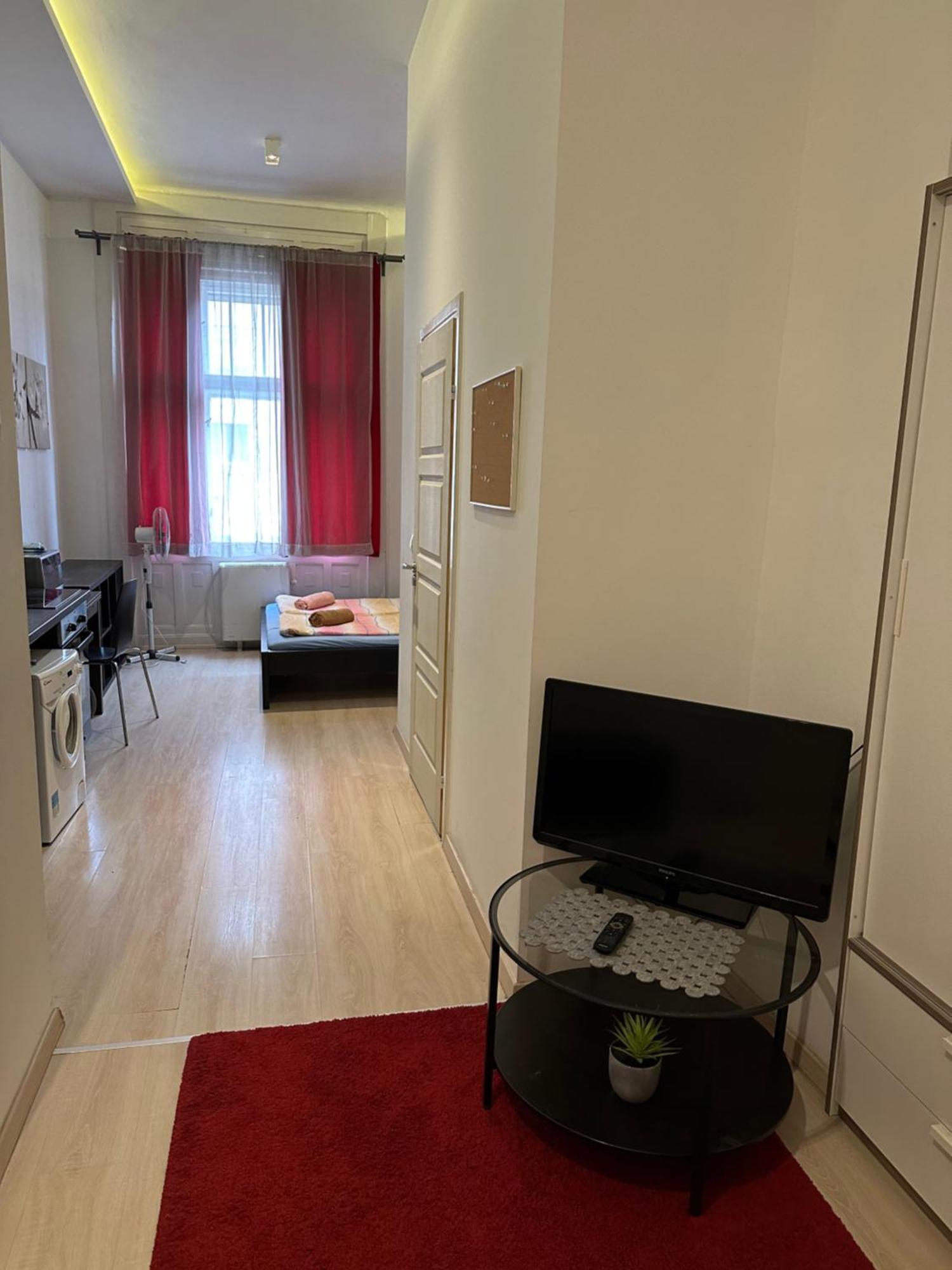 Apartamento Mickey'S Flat Close To Budapest Whale Exterior foto