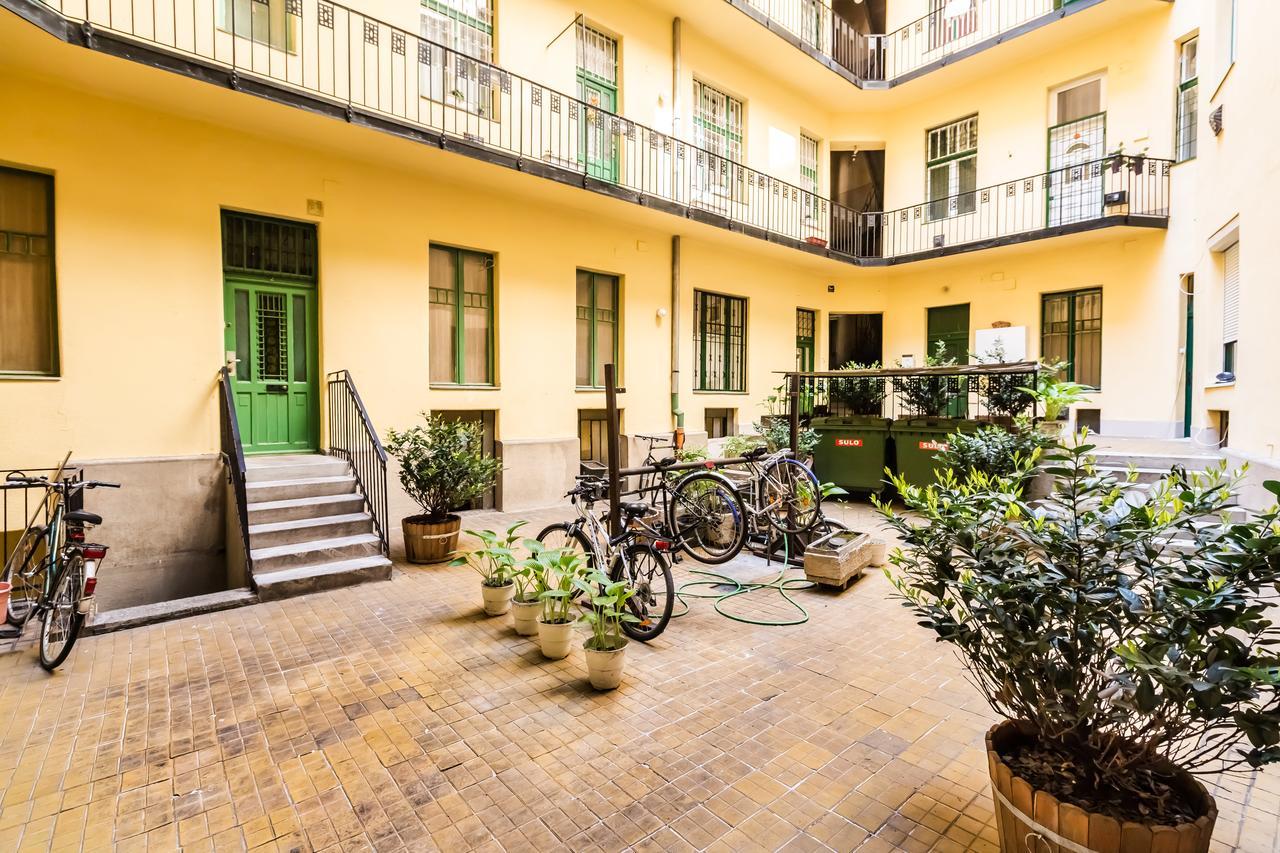 Apartamento Mickey'S Flat Close To Budapest Whale Exterior foto